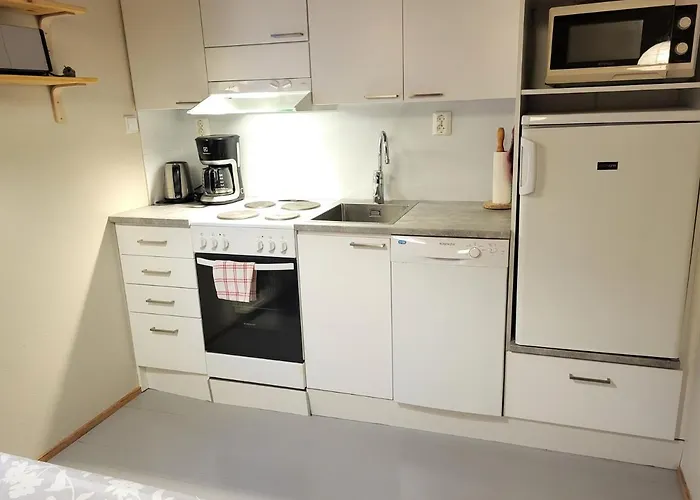 Maentymajat * Akaslompolo